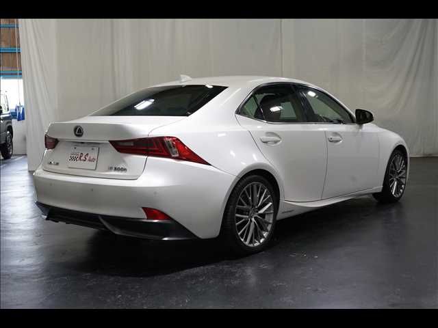 TOYOTA LEXUS IS300h 2015