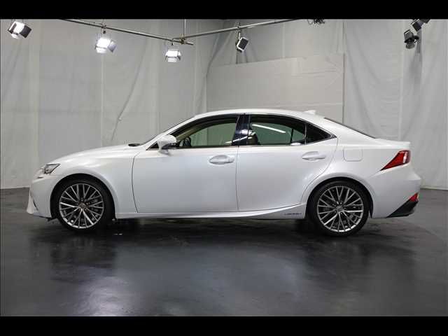 TOYOTA LEXUS IS300h 2015