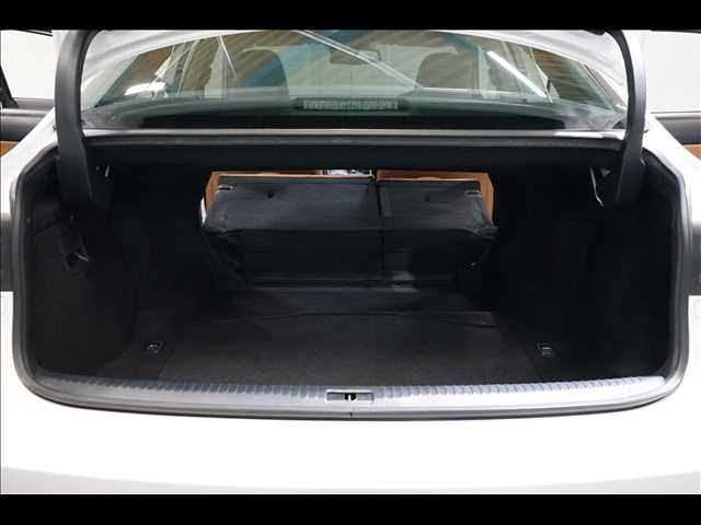 TOYOTA LEXUS IS300h 2015