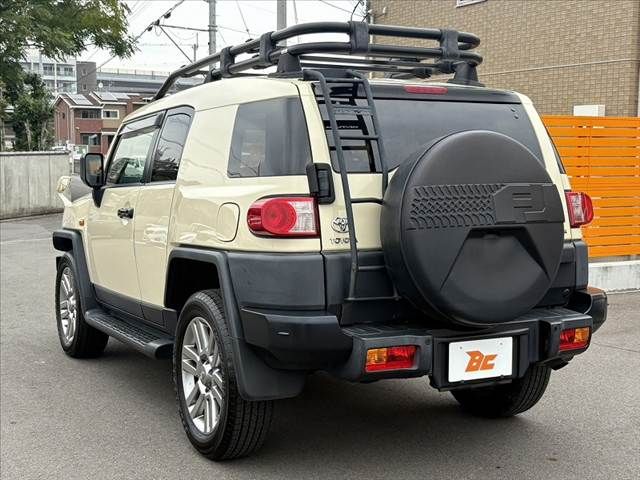 TOYOTA FJ CRUISER 4WD 2018