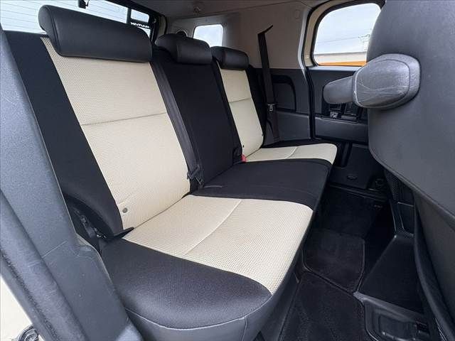 TOYOTA FJ CRUISER 4WD 2018