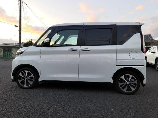 MITSUBISHI ek X SPACE 2022