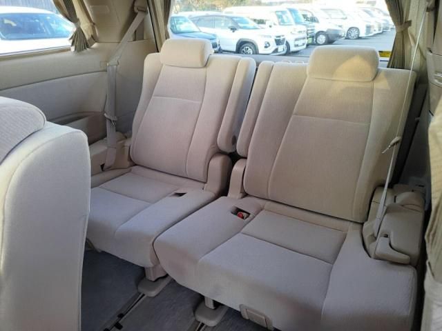 TOYOTA ALPHARD 2014