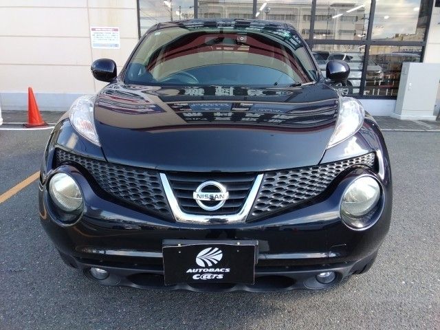 NISSAN JUKE 2011