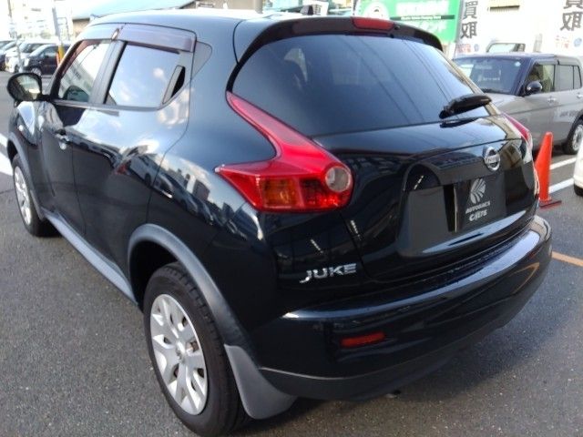 NISSAN JUKE 2011