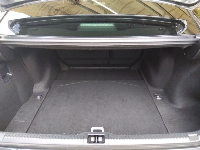 TOYOTA LEXUS IS300h 2023