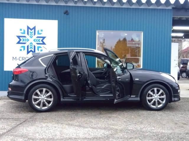 NISSAN SKYLINE CROSSOVER 4WD 2011