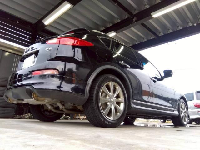 NISSAN SKYLINE CROSSOVER 4WD 2011