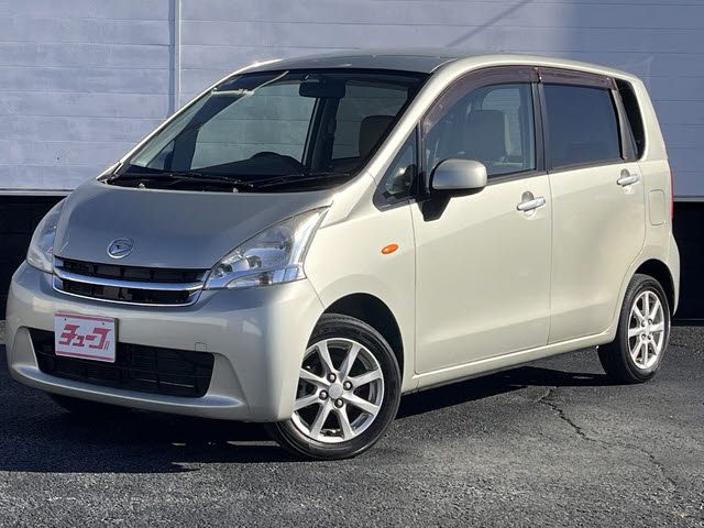 DAIHATSU MOVE 2011