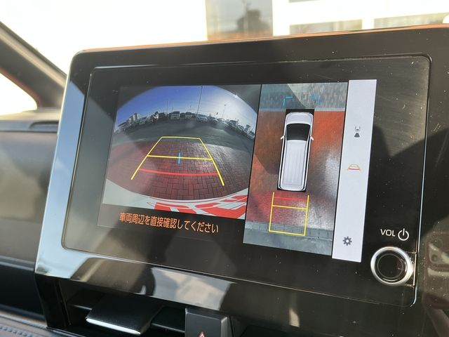 TOYOTA VOXY HYBRID 2024