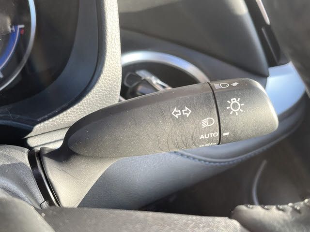 TOYOTA VOXY HYBRID 2024