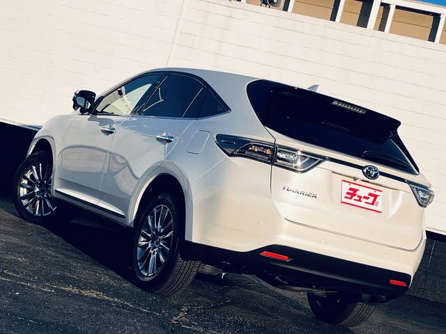 TOYOTA HARRIER 2WD 2016