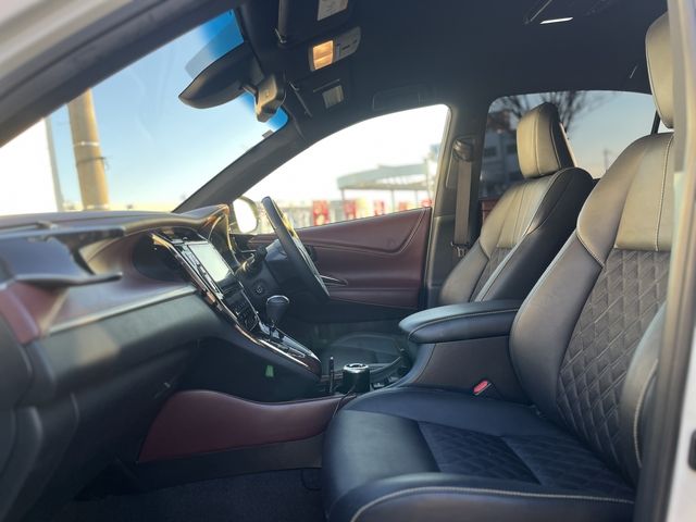 TOYOTA HARRIER 2WD 2016