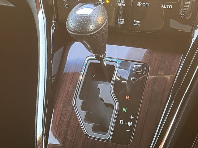 TOYOTA HARRIER 2WD 2016