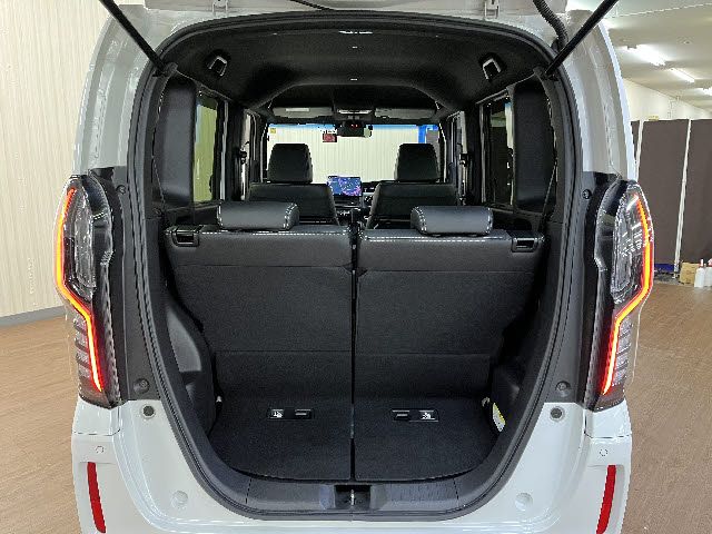 HONDA N BOX CUSTOM 2022