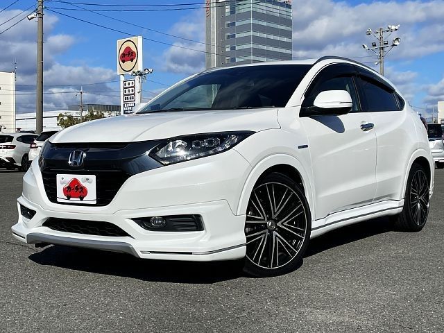 HONDA VEZEL HYBRID 2015