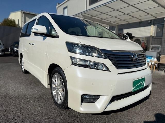 TOYOTA VELLFIRE 2011