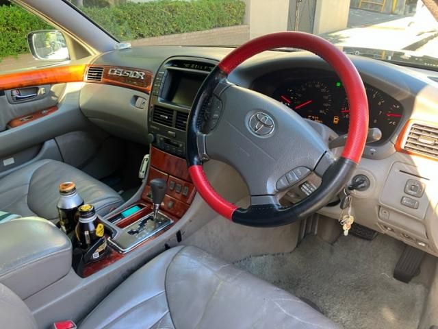 TOYOTA CELSIOR 2001