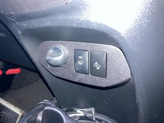 TOYOTA VITZ  4WD 2016