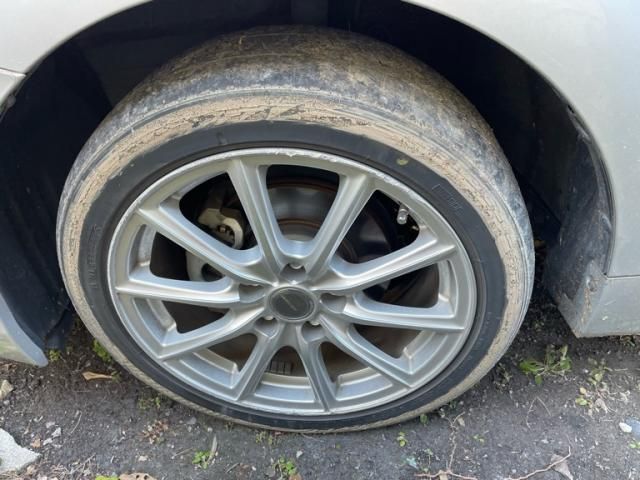 TOYOTA PRIUS Alpha 2013