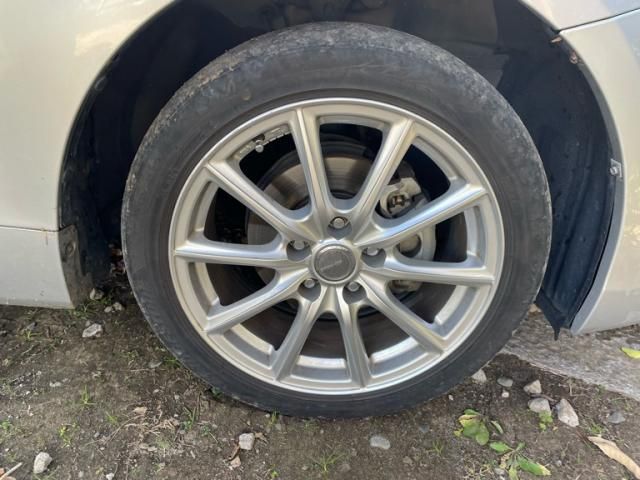 TOYOTA PRIUS Alpha 2013