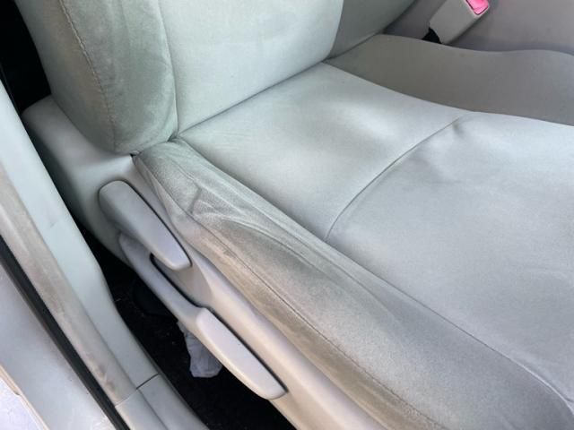 TOYOTA PRIUS Alpha 2013