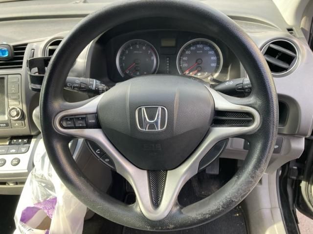HONDA STREAM 2009