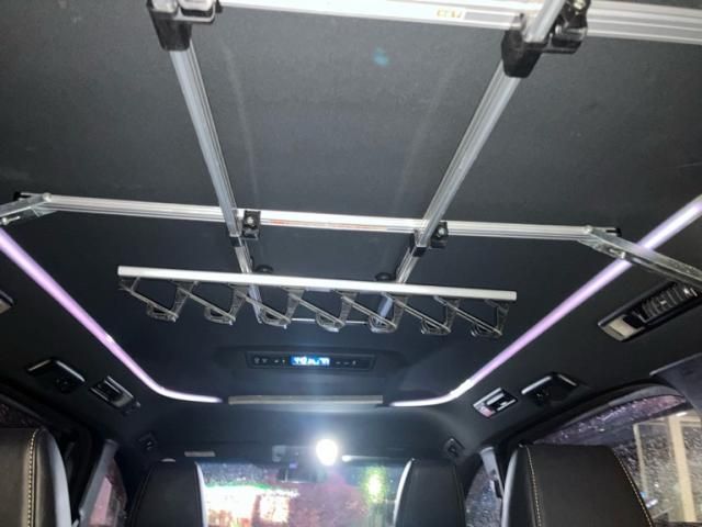 TOYOTA VELLFIRE 4WD 2017