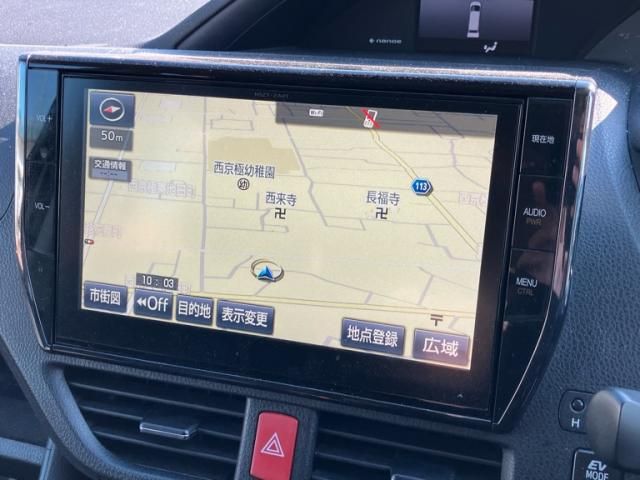 TOYOTA NOAH HYBRID 2016