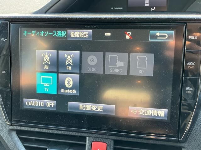 TOYOTA NOAH HYBRID 2016