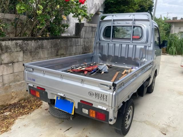 DAIHATSU HIJET truck 4WD 2024