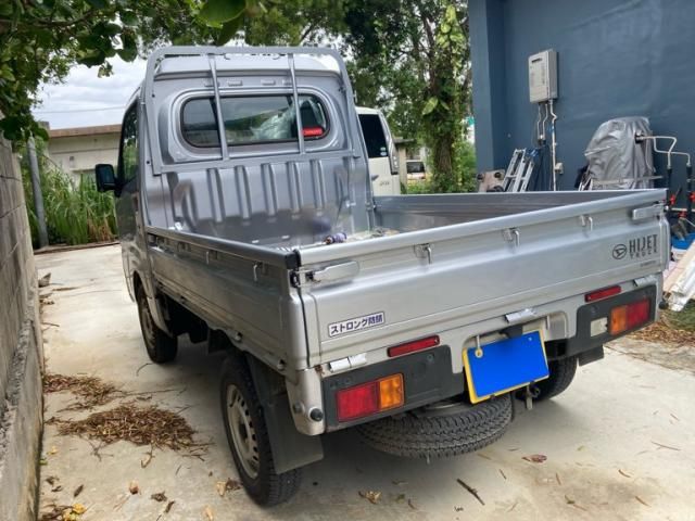 DAIHATSU HIJET truck 4WD 2024