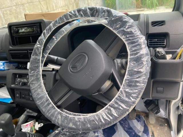 DAIHATSU HIJET truck 4WD 2024