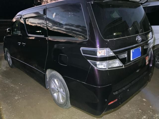 TOYOTA VELLFIRE 2012