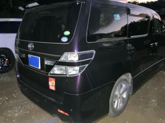 TOYOTA VELLFIRE 2012