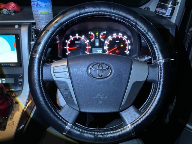 TOYOTA VELLFIRE 2012