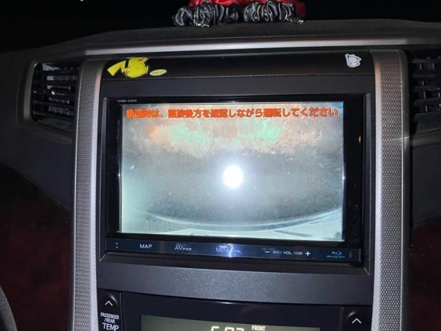 TOYOTA VELLFIRE 2012