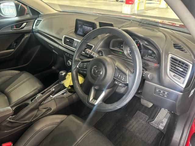 MAZDA AXELA SPORTS 2018