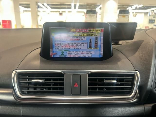 MAZDA AXELA SPORTS 2018