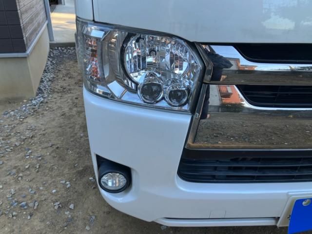 TOYOTA HIACE van 2WD 2018