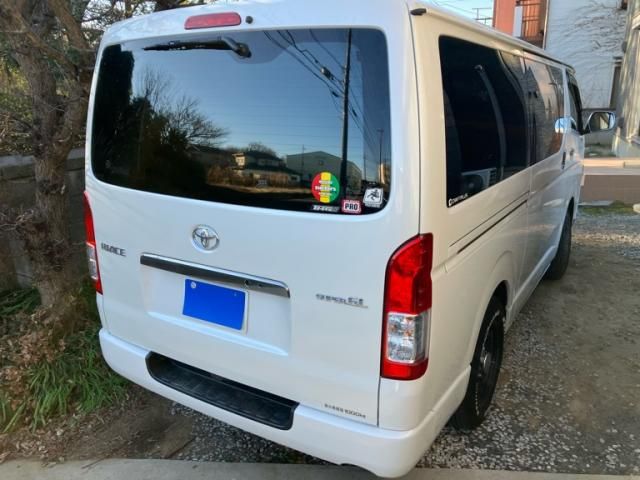TOYOTA HIACE van 2WD 2018