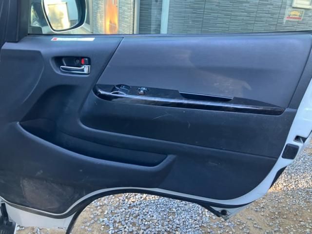 TOYOTA HIACE van 2WD 2018