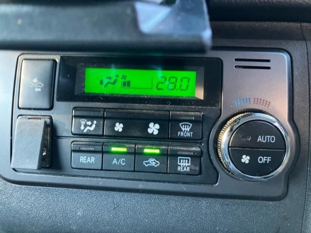 TOYOTA HIACE van 2WD 2018