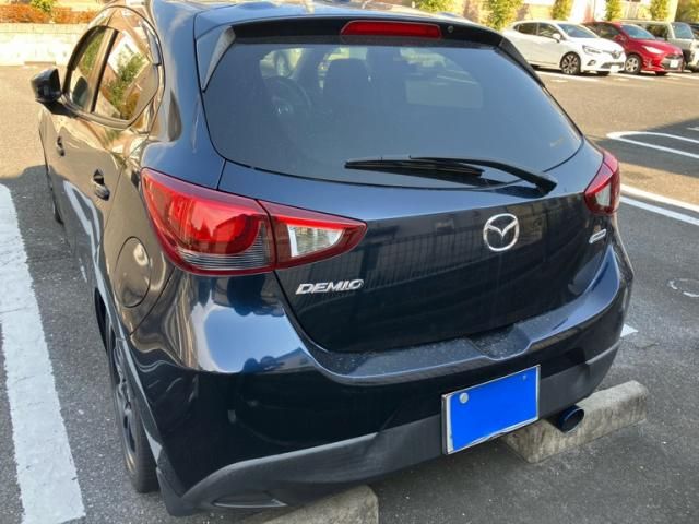 MAZDA DEMIO 2015