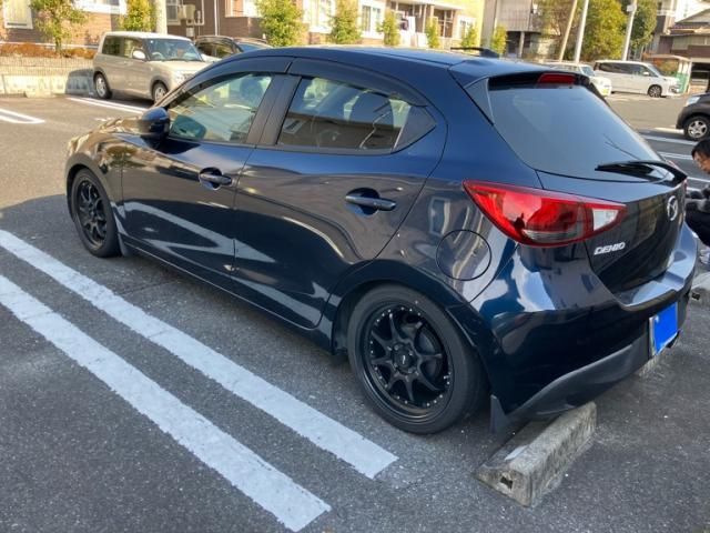 MAZDA DEMIO 2015