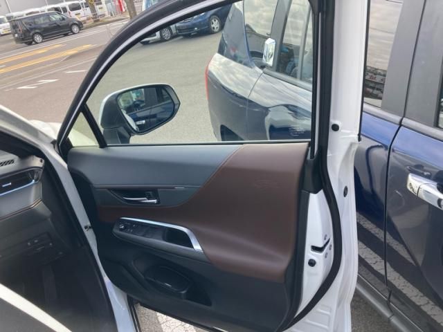 TOYOTA HARRIER HYBRID 2024