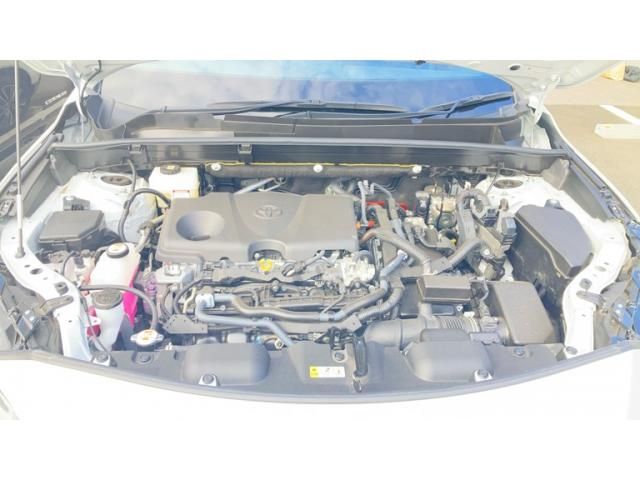 TOYOTA HARRIER HYBRID 2024