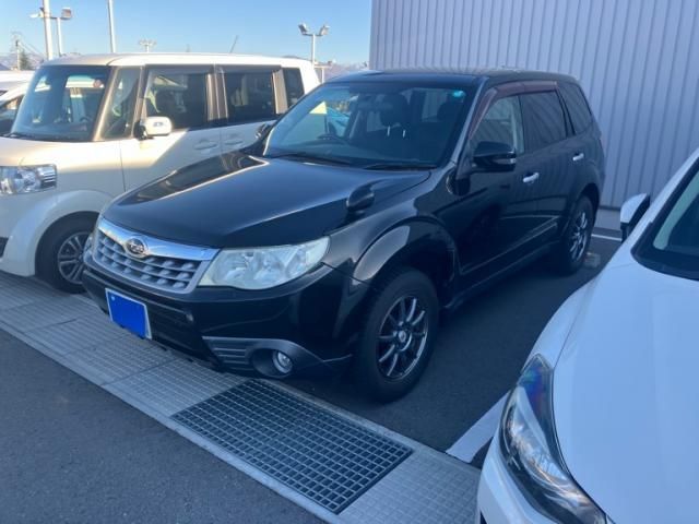 SUBARU FORESTER 2011