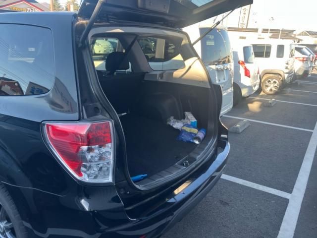 SUBARU FORESTER 2011