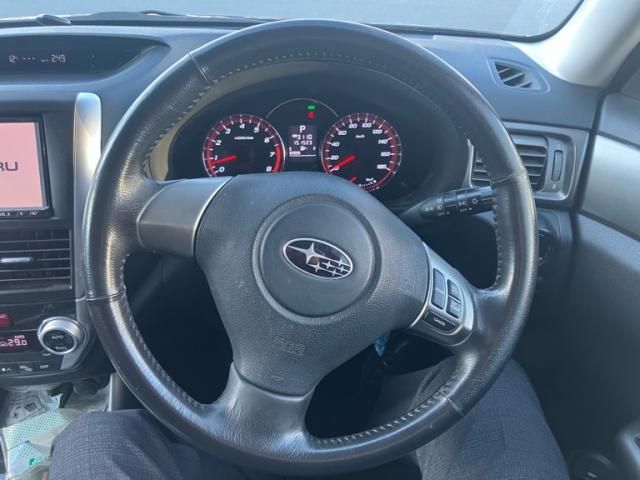 SUBARU FORESTER 2011